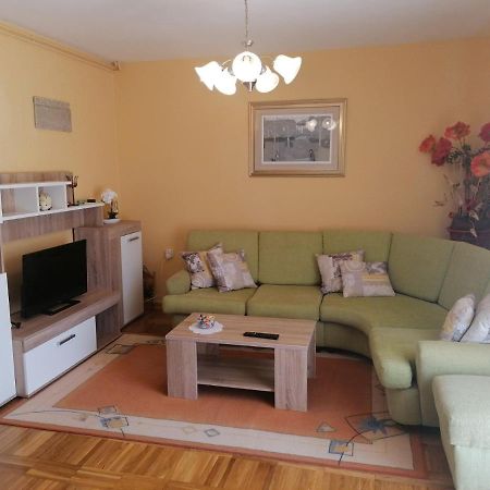 Apartments Cubranic Башка Екстер'єр фото