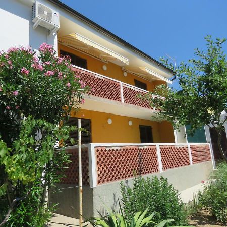 Apartments Cubranic Башка Екстер'єр фото