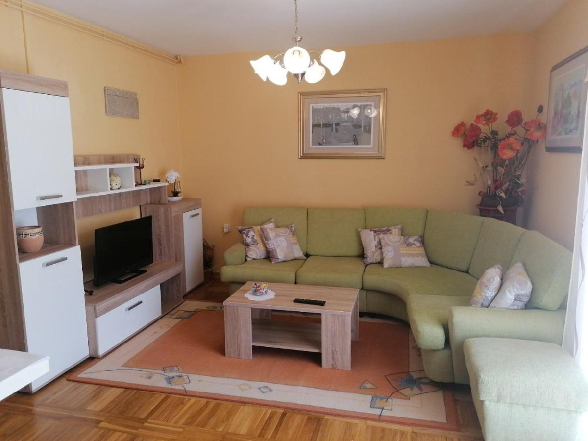 Apartments Cubranic Башка Екстер'єр фото